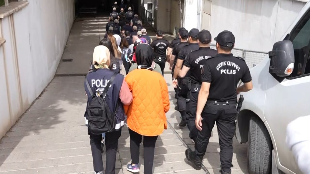 Operasyon Gaziantep'e Sıçradı! FETÖ-PDY silahlı terör örgütüne yönelik kıskaç operasyonunda 20 Şüpheli Gözaltına Alındı