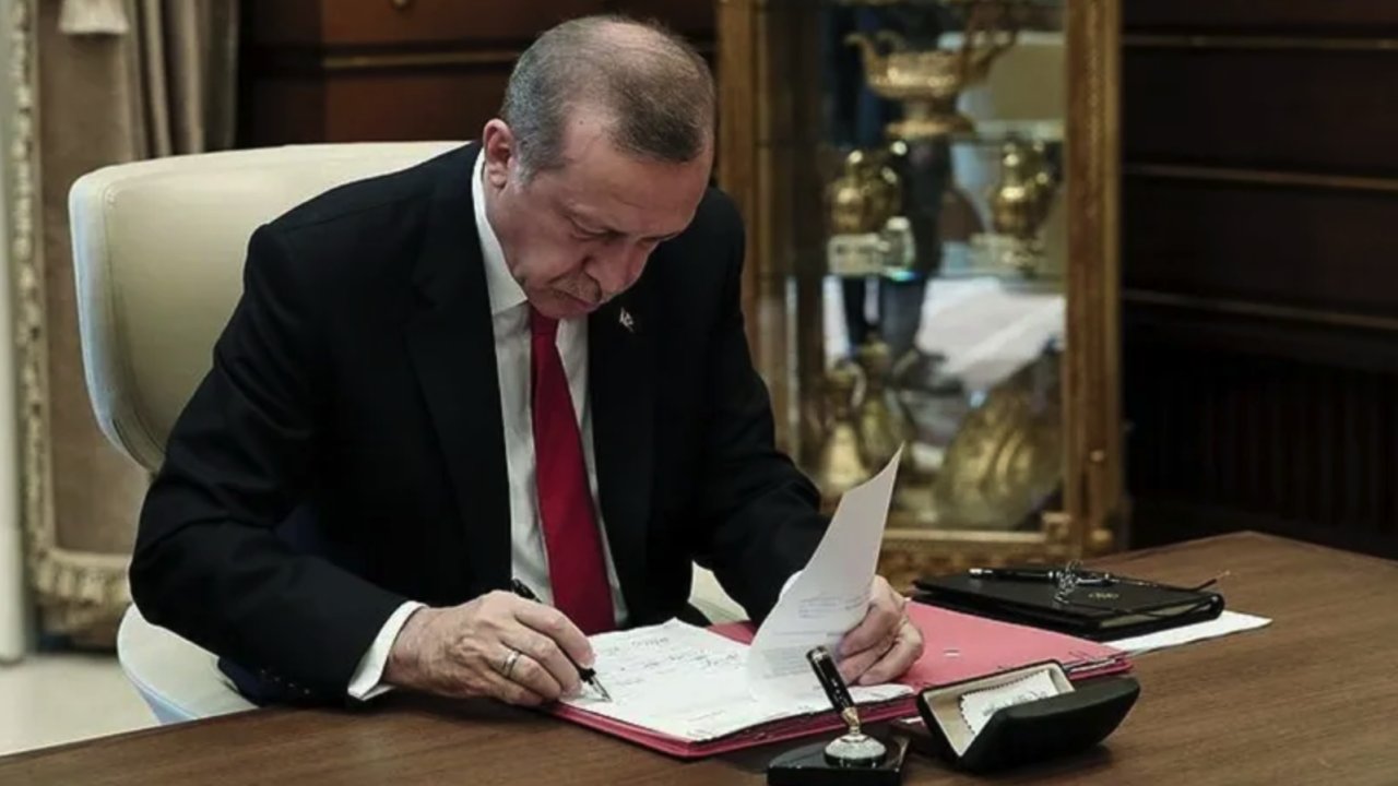 Cumhurbaşkanı Erdoğan tarafından yapılan atama kararları Resmi Gazete’de yayımlandı! Kim Nereye Atandı? Kim Görevden Alındı?