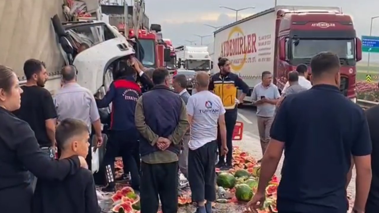 Gaziantep - Adana yolunda feci kaza... Ortalık Savaş Alanına Döndü