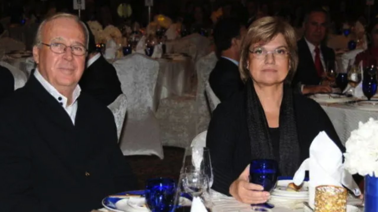 SON DAKİKA | Eski Başbakan Tansu Çiller'in eşi Özer Uçuran Çiller hayatını kaybetti.