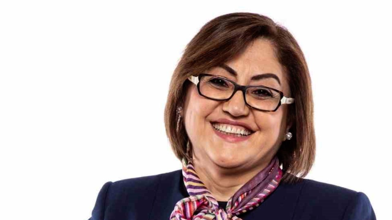 Fatma Şahin: "Dünyanın güzelleşmesi kadınların mutluluğuna ve huzuruna bağlıdır"