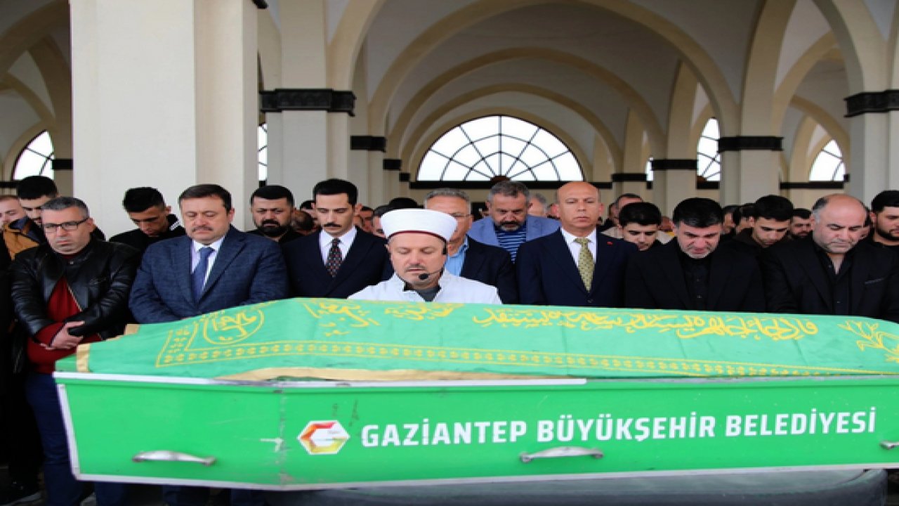 Gaziantep'te Herkes Bu Cenazedeydi: 'Mahşeri Kalabalık'