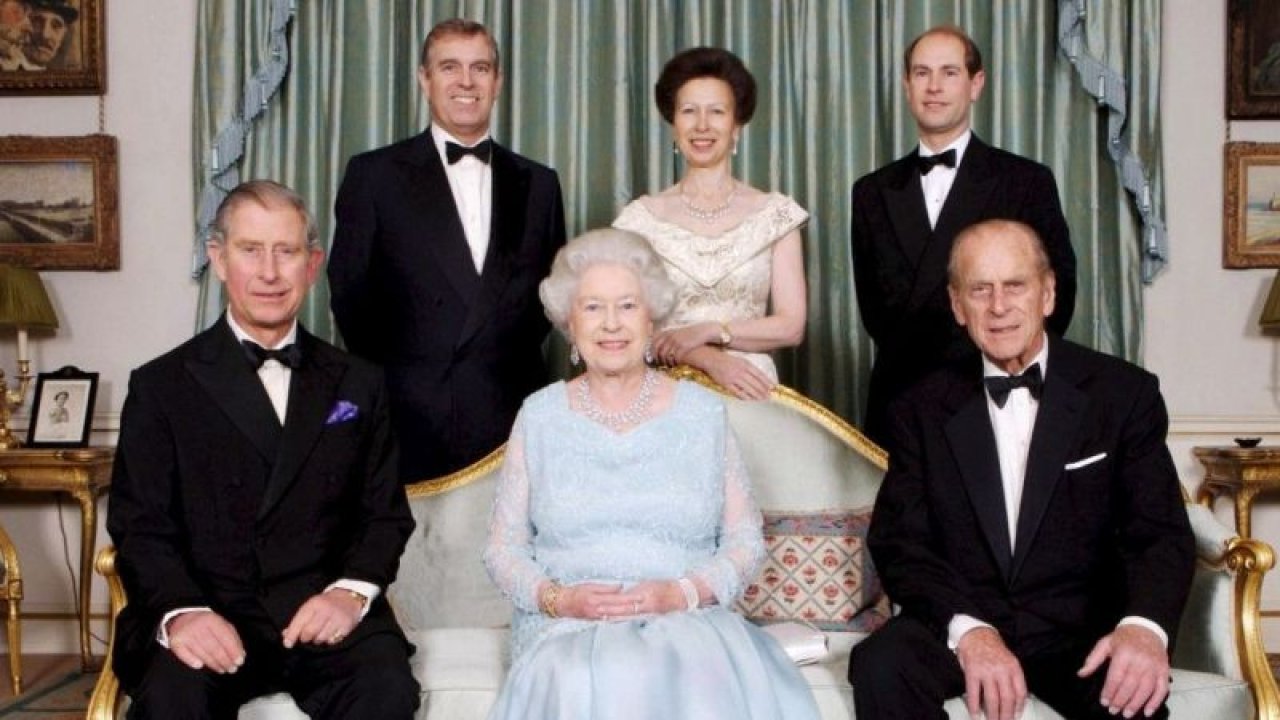 Kraliçe II. Elizabeth, Prens Philip’in ölümünden dolayı derin bir üzüntü içinde