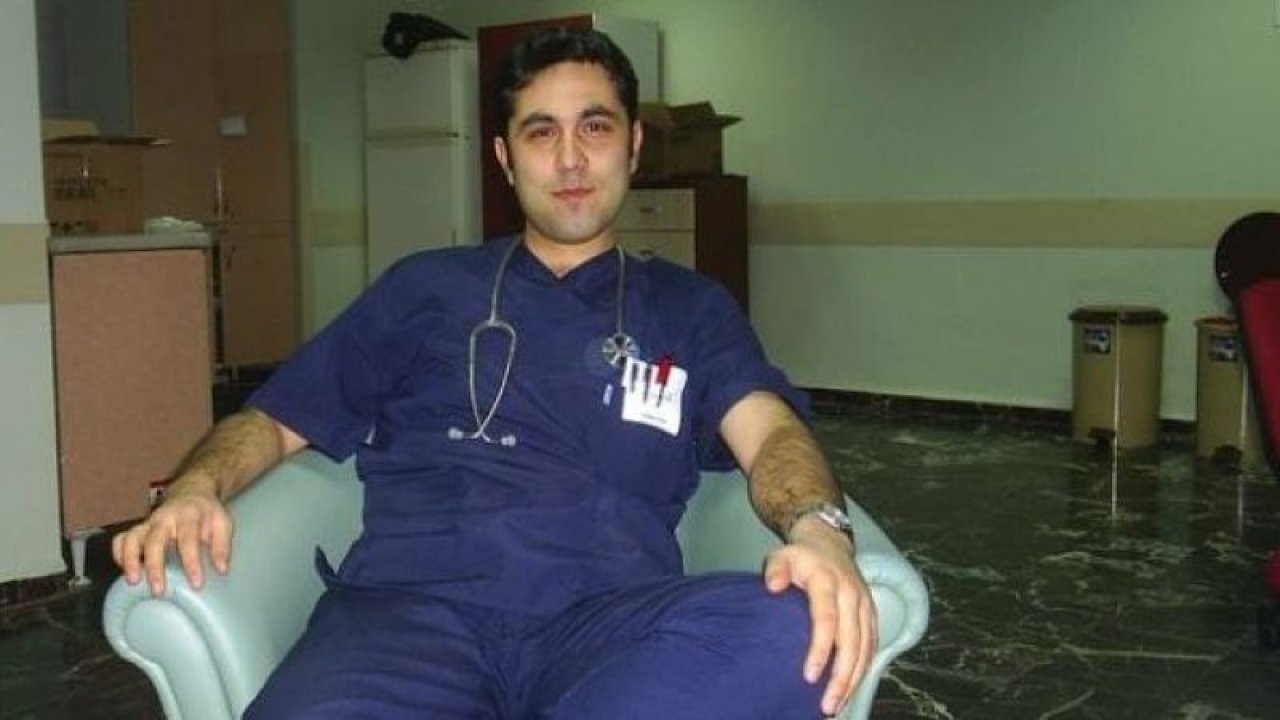 Gaziantep'te görevi başında bıçaklı saldırı sonucu hayatını kaybeden Dr. Ersin Arslan anıldı