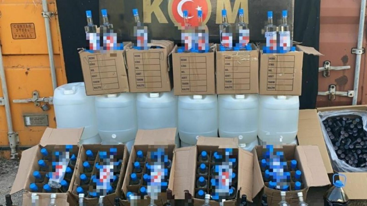 Gaziantep’te 3 ayrı baskında yüzlerce litre kaçak içki ele geçirildi