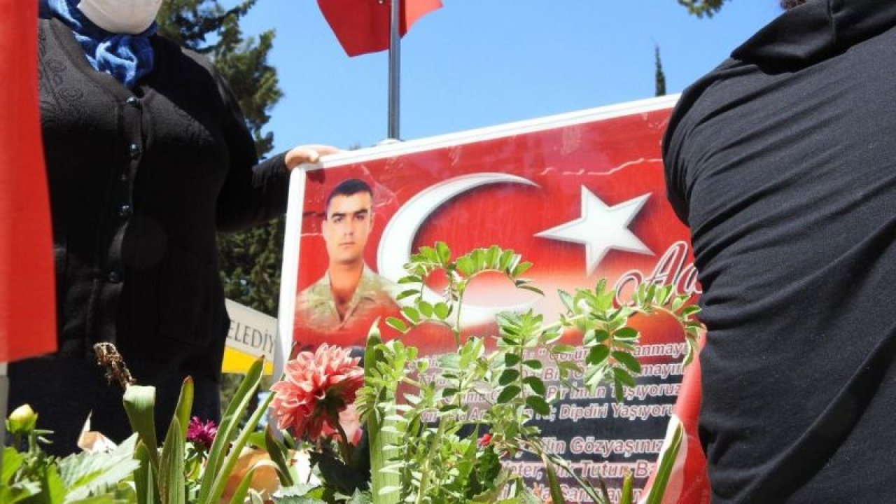 Video Haber...Evlat nöbetindeki aileler: "PKK ile İsrail aynıdır"