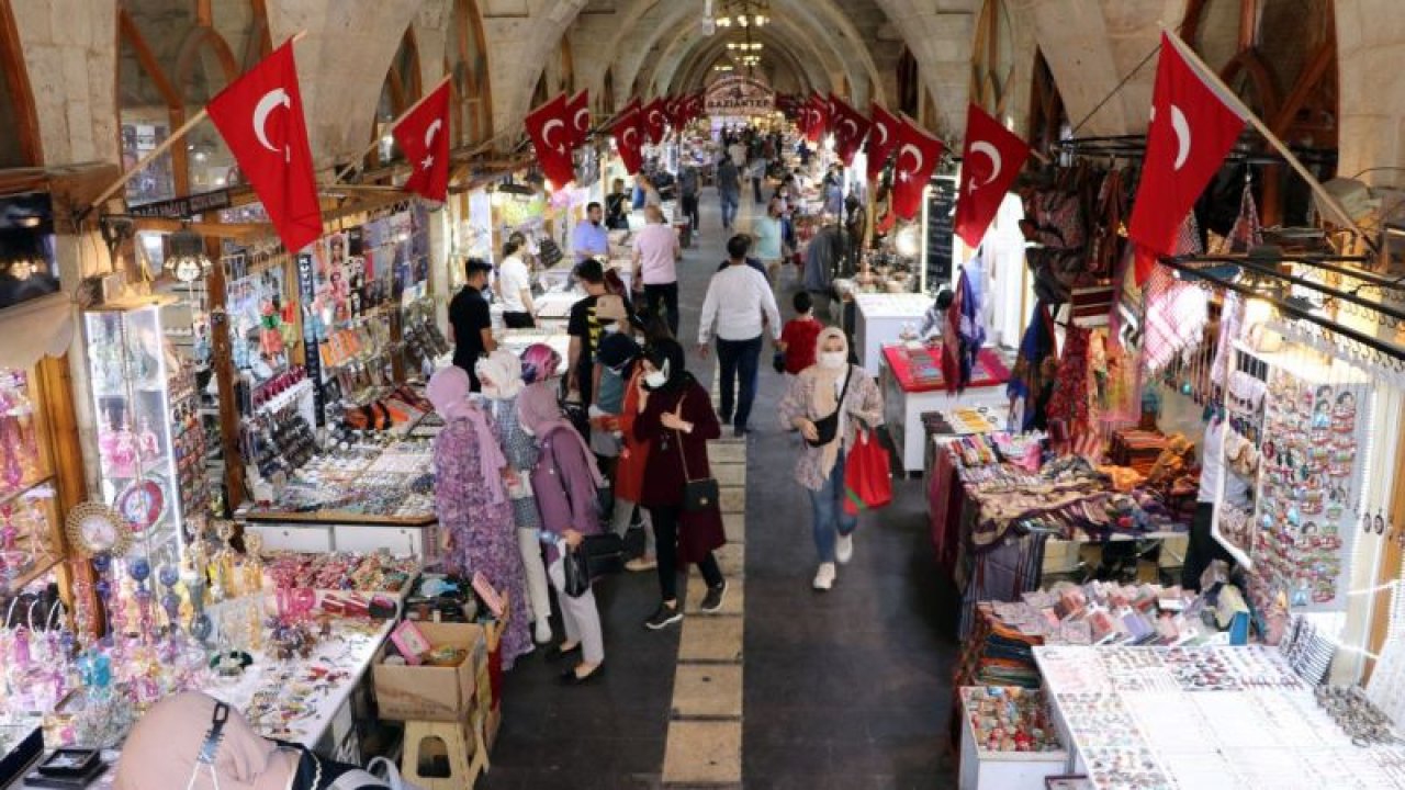 Gaziantep'in tarihi ve turistik mekanlarında kısıtlamasız cumartesi yoğunluğu
