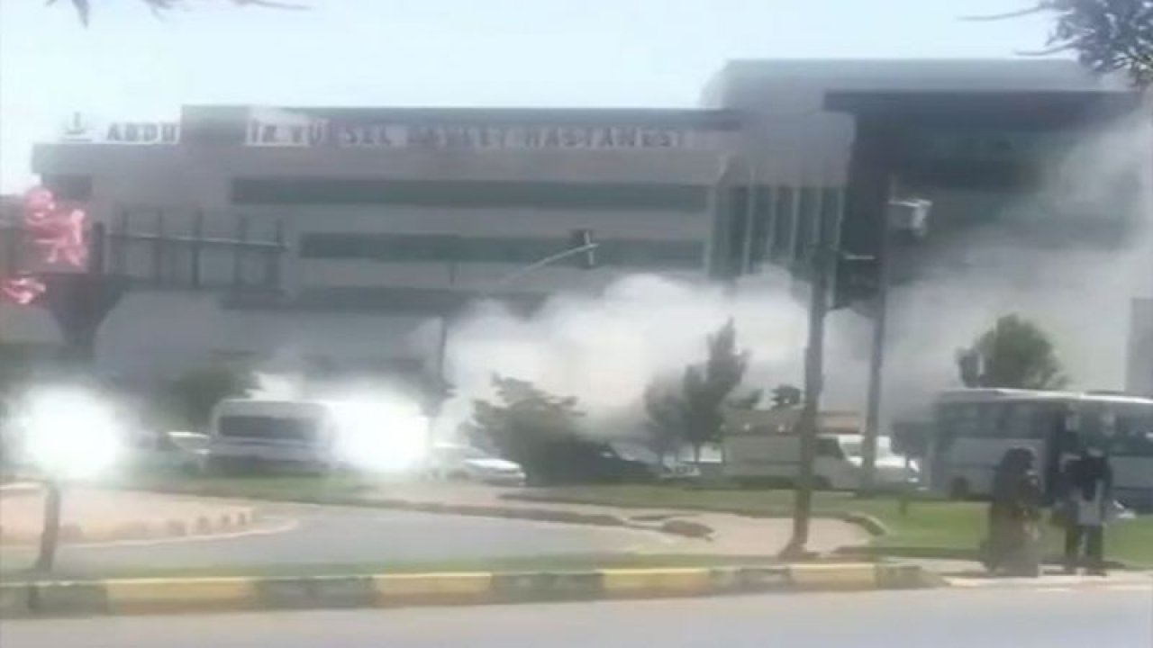 Son Dakika...Video Haber...Abdulkadir Yüksel Devlet Hastanesinde Yangın Var