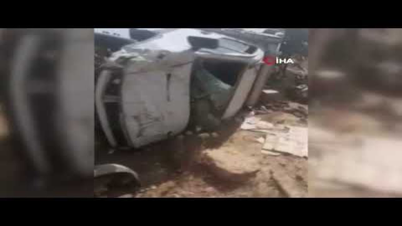 Son Dakika...Video Haber...Kamyonetle otomobil şarampole yuvarlandı: 2 ölü