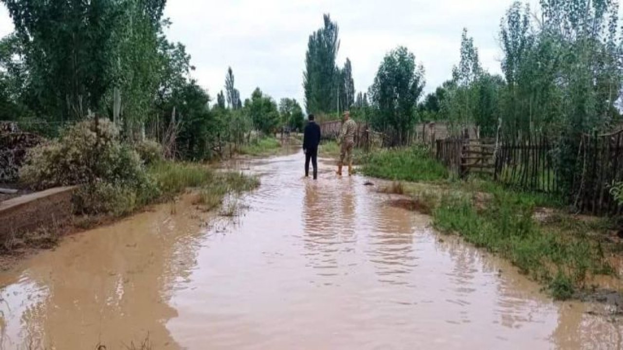 Kırgızistan’ı sel vurdu: Onlarca evi su bastı