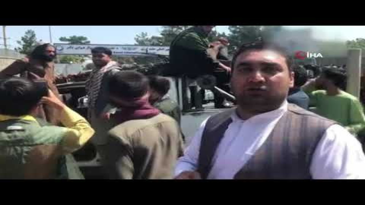 Afganistan’dan kaçmaya çalışanlar Kabil havaalanında izdihama neden oldu: En az 5 ölü
