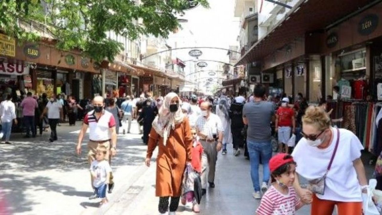 Son Dakika: Gaziantep Komşularına rağmen  direniyor! 'Mavi' şehir Kahramanmaraş artık turuncu...