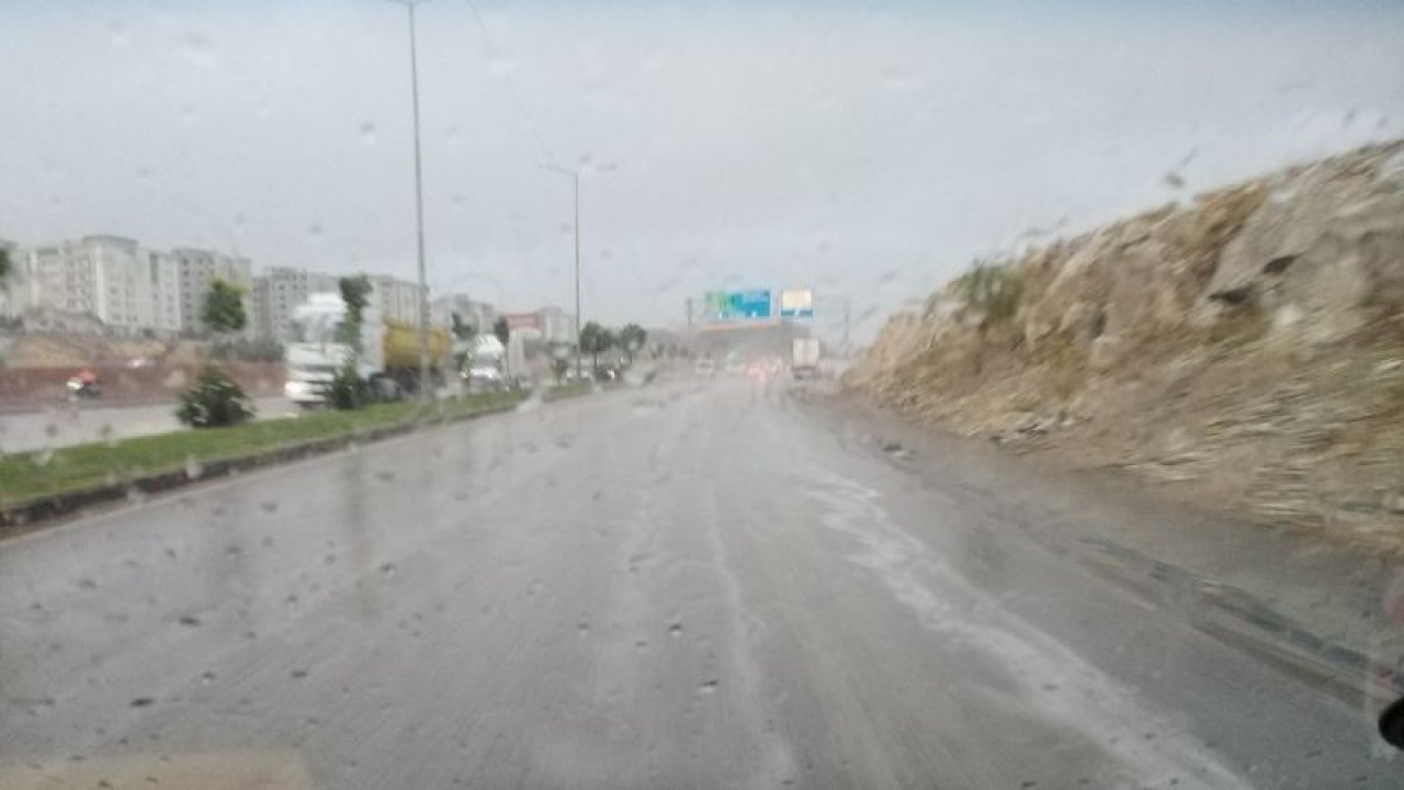 Video Haber...Gaziantep’te sağanak yağış etkili oldu