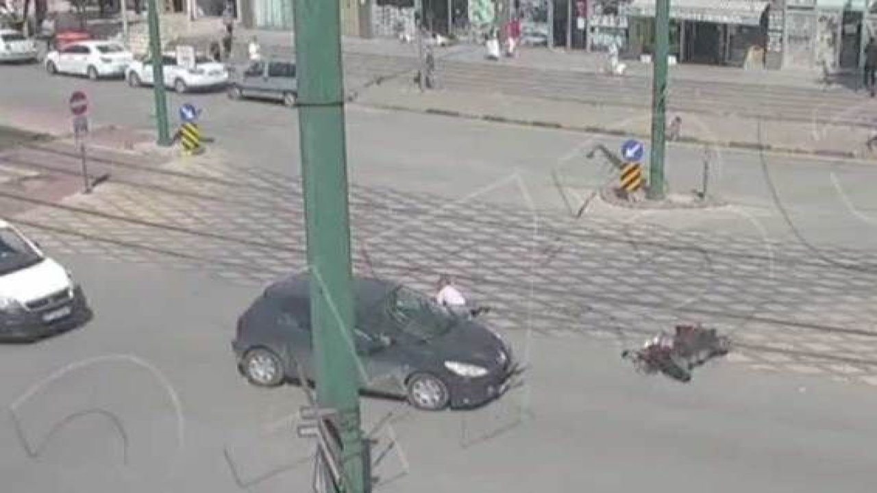 Video Haber...Gaziantep Trafik Kazaları Mobese Kameralarına Yansıdı