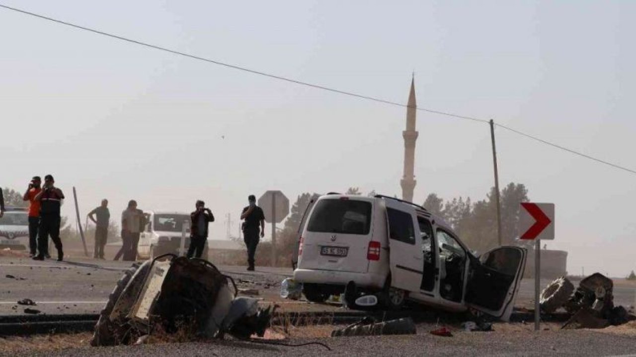 Son Dakika:Video Haber...Gaziantep'te Feci Kaza! Traktörün ikiye bölündüğü feci kazada 1 kişi öldü, 3 kişi yaralandı