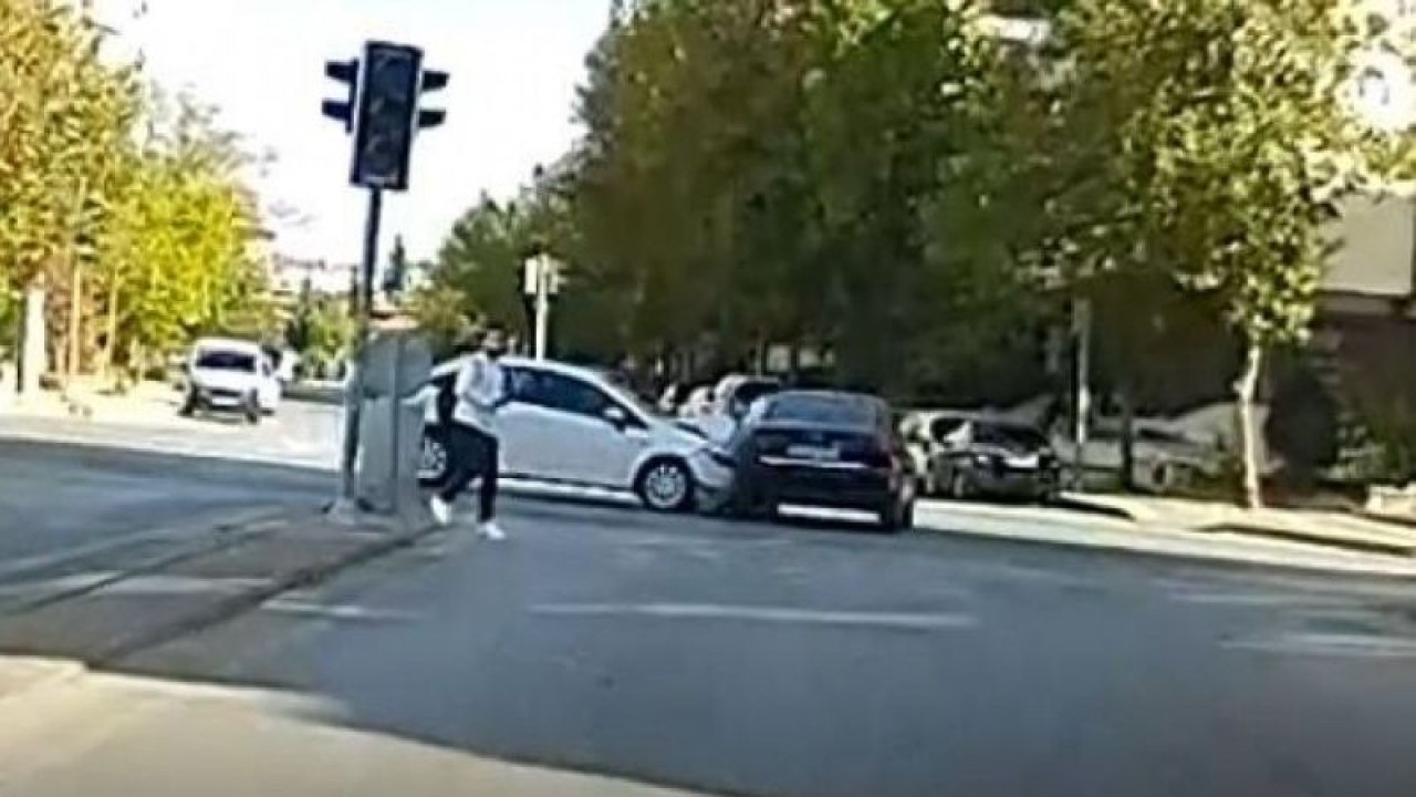 Son Dakika: Video Haber...Gaziantep'te elektrik kesilince trafik ışığı devre dışı kaldı, kaza kaçınılmaz oldu