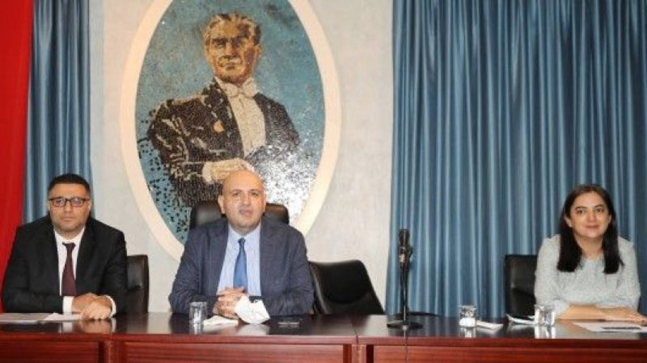 Gaziantep Üniversitesi’nde Atatürk ve Cumhuriyet Paneli