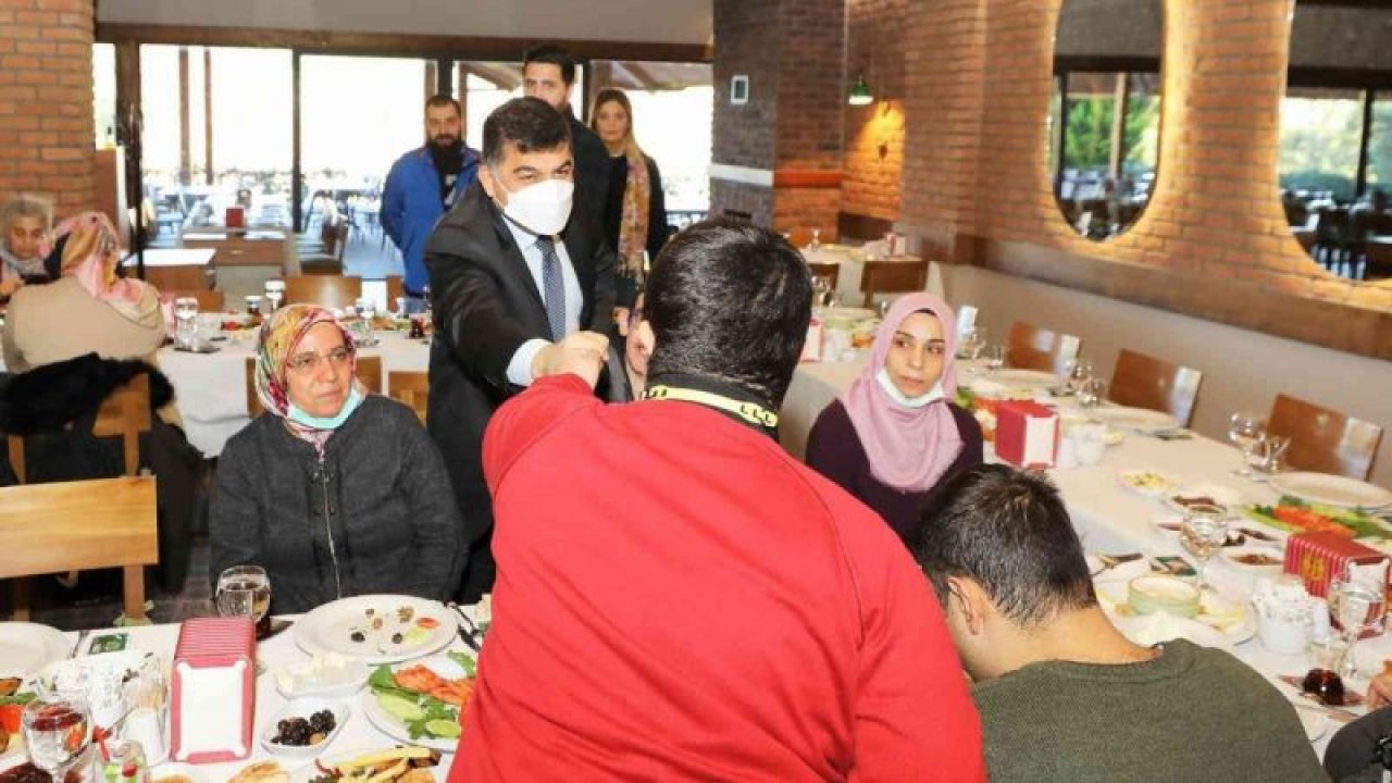 Başkan Fadıloğlu, engelli sporcularla kahvaltıda buluştu