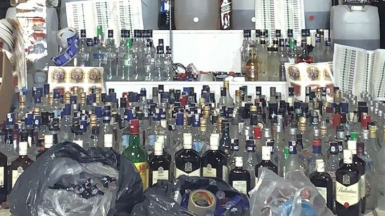 Son Dakika: Gaziantep’te 195 litre kaçak içki ele geçirildi