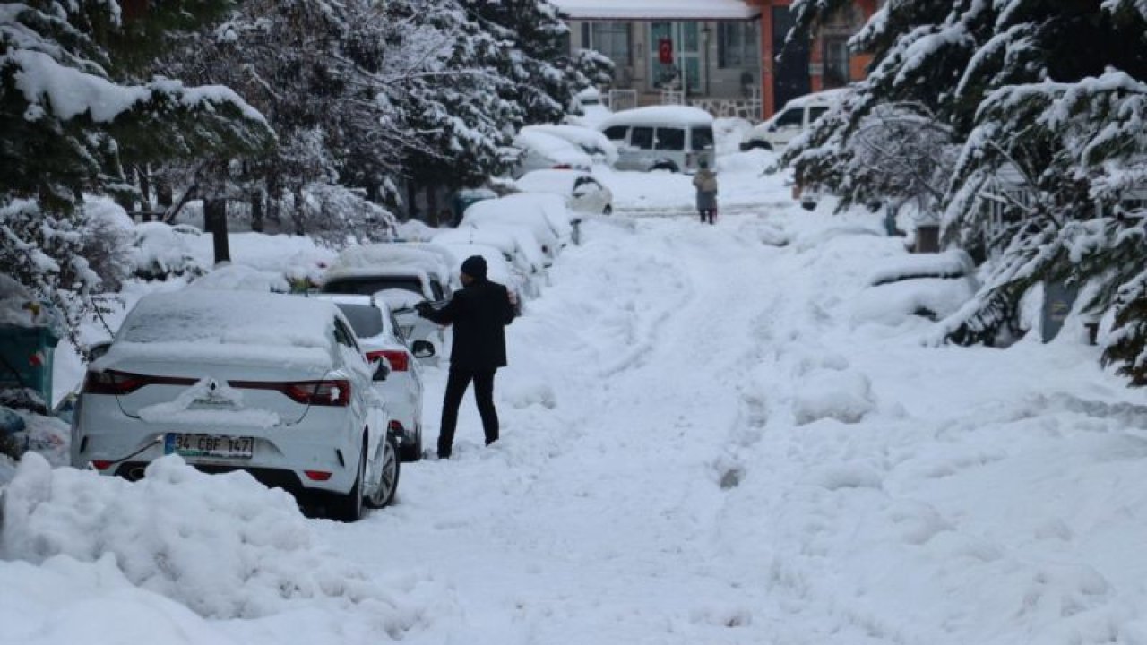 Foto Haber: Gaziantep'te kar yağışı manzaraları
