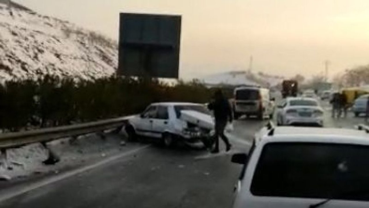 Son Dakika: Video Haber...Gaziantep'te Ortalık Savaş Alanına Döndü! Mavikent'te  Zincirleme Kaza!16 Araç Birbirine Girdi