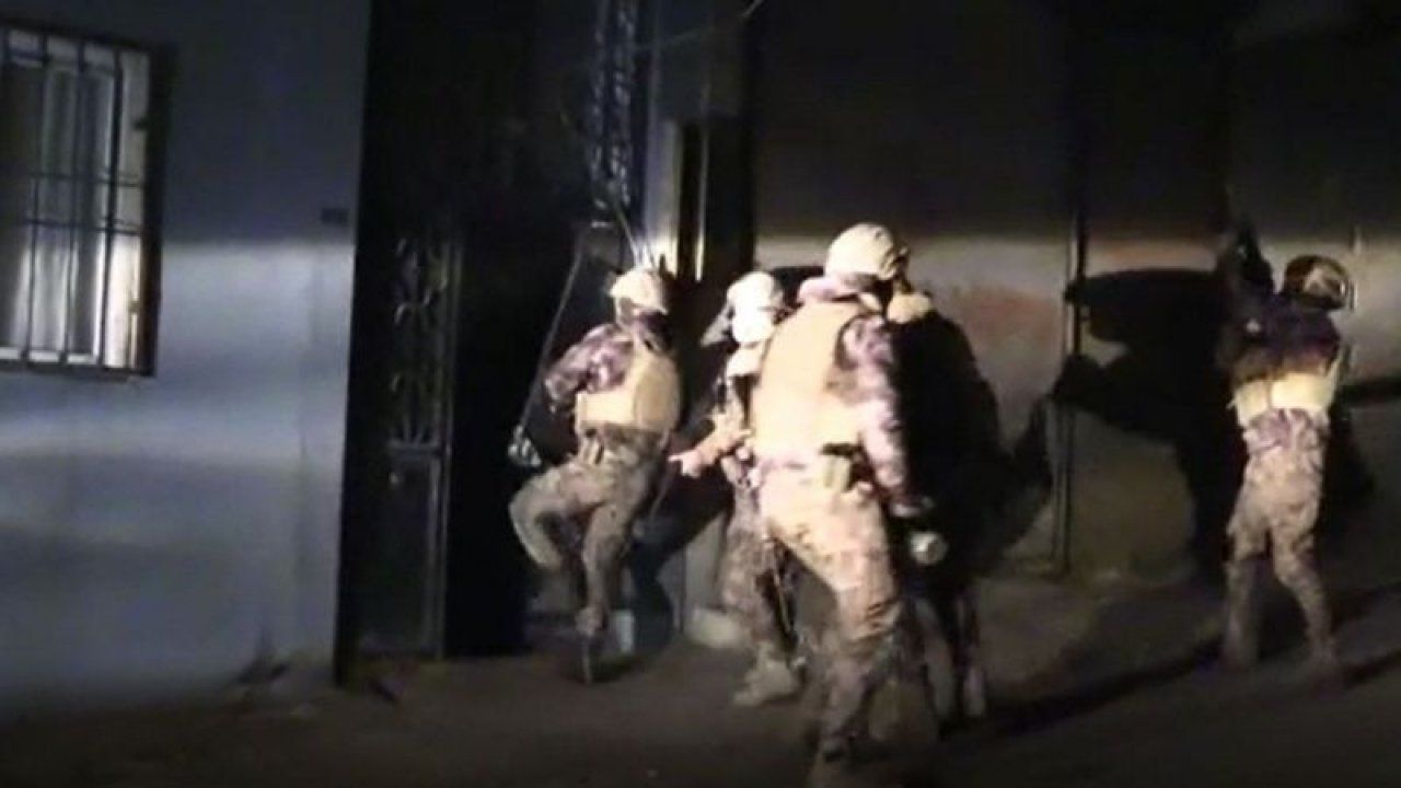 Son Dakika:Video Haber...Gaziantep’te eylem hazırlığındaki 8 terörist yakalandı