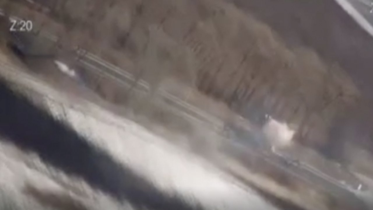 Video Haber...Ukrayna ordusu Rus tanklarını imha etti