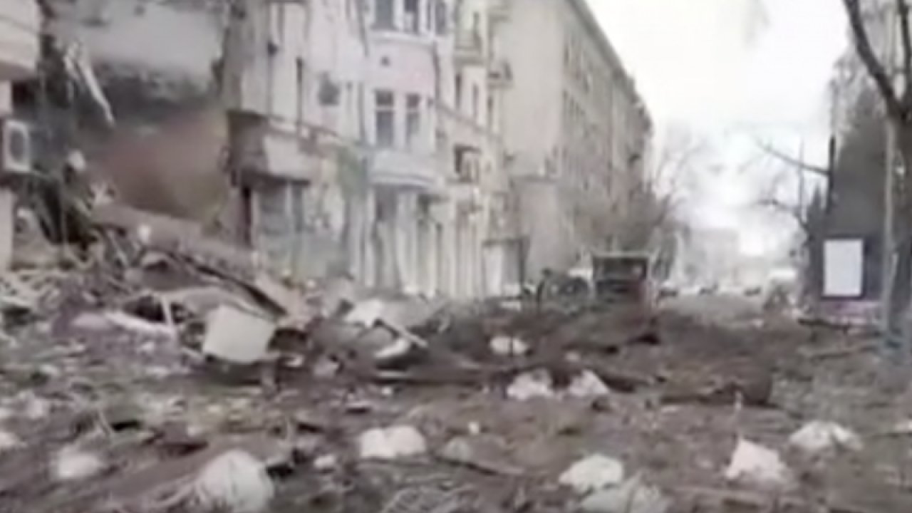 Harkov ve Donetsk’te sivil alanlar vuruldu