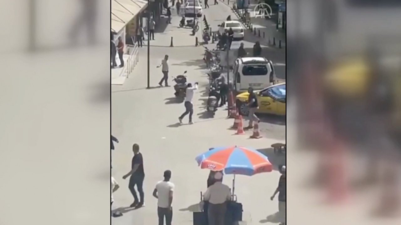 Gaziantep'te Şehrin Göbeğinde Silahlı Saldırı! Karagöz caddesinde İş Yerine Pompalı Tüfekle Saldırı Anları Kamerada