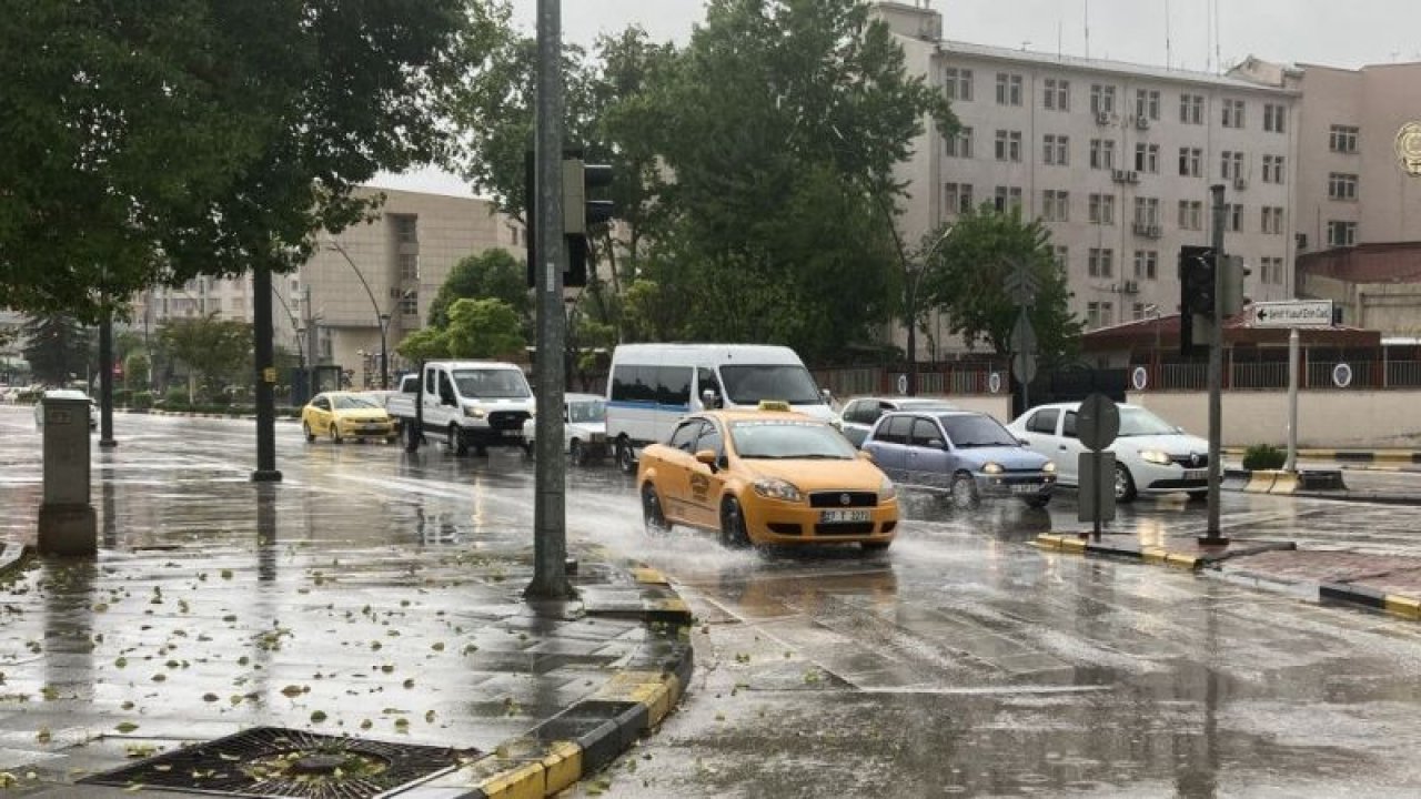 Gaziantep'te sağanak yağmur etkili oldu