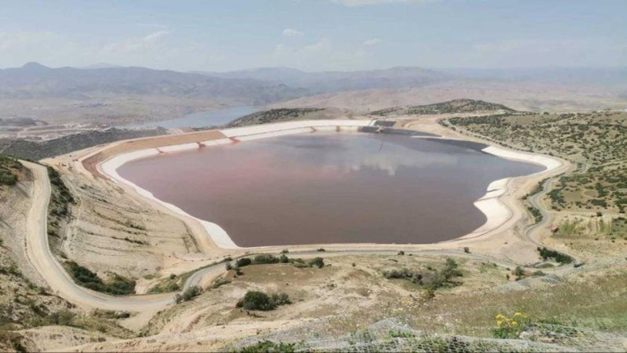Gaziantep ve Şanlıurfa'dan Geçen Fırat Nehrine  "Erzincan'da faaliyet gösteren bir firmaya ait siyanür içerikli atık suların FIRAT Nehrine  karışması yalanladı! Şanlıurfa İl Sağlık Müdürlüğü YALANLADI