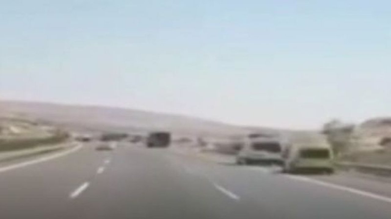 Gaziantep'te Kazadan dakikalar öncesindeki cep telefonuyla çekilmiş görüntüler ortaya çıktı...Video Haber