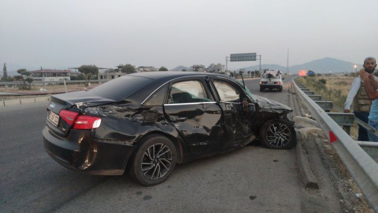 Gaziantep’te kamyonet ile otomobil çarpıştı: 3 yaralı
