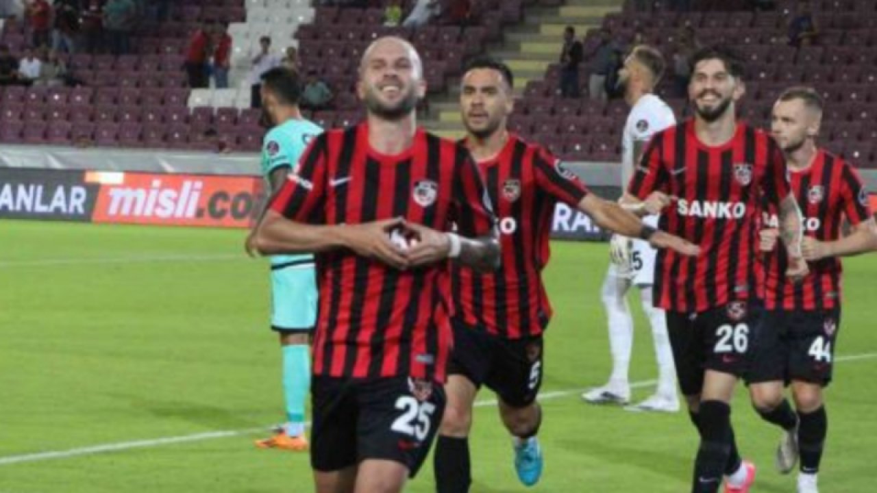 7 golün atıldığı maçta Gaziantep FK, Antalyaspor'u farklı geçti! Bu sezon joão Figueiredo bir ilk yaşattı...