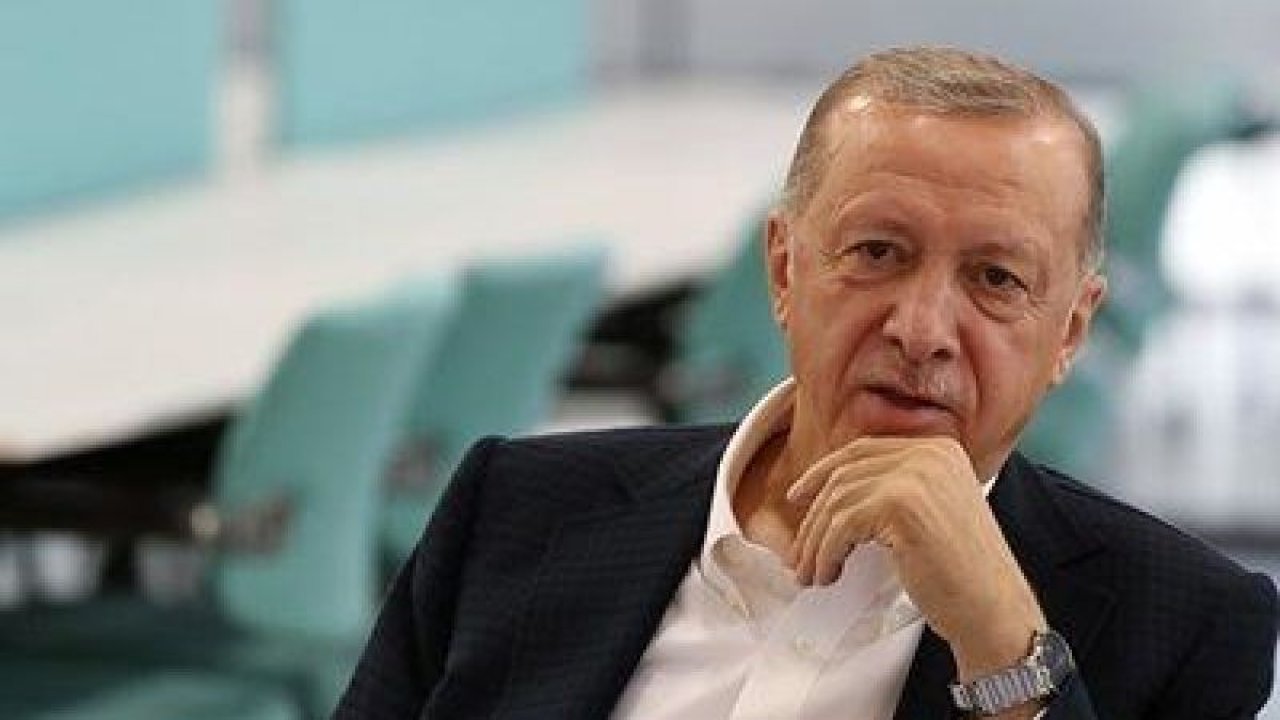 Cumhurbaşkanı Erdoğan Açıkladı! Vergi Uzmanı Muhammet Bayram, Hesap Makinesinin Başına Geçti! 2023 Yılı Asgari Ücreti İçin Zam Oranı Yüzde 40 Olabilir!