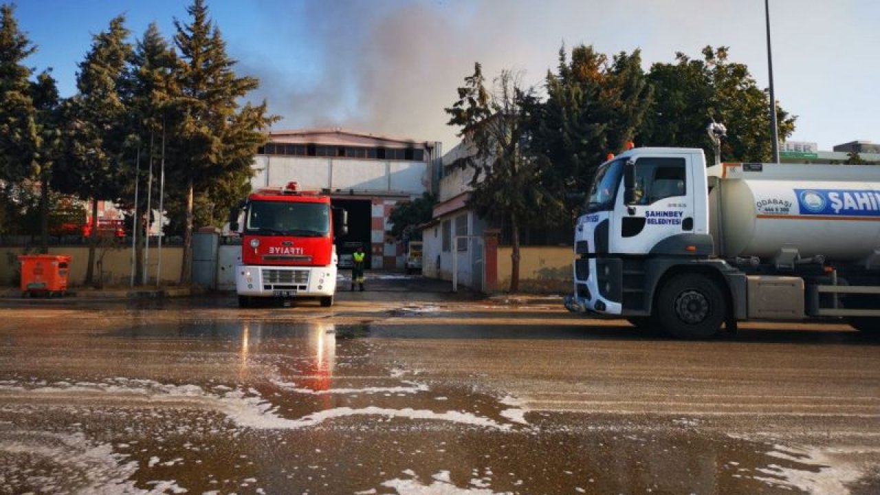 Gaziantep'te tekstil fabrikasında çıkan yangın kontrol altına alındı...Video Haber