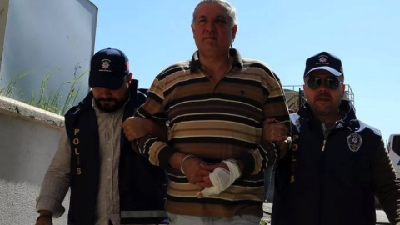 Gaziantep'te Cezaevi'nde ŞOK İntihar... DOKTOR BEKİR ÇELİK İNTİHAR ETTİ! Doktorlar Sitesi'nde Doktor Bekir Çelik Husumetlisi Amca Oğlunu Tabancayla Vurup Öldürmüş, 2 Kişiyi de Yaralamıştı