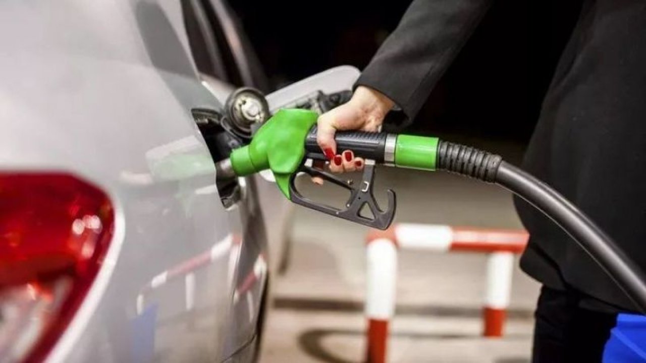 Son Dakika: Benzinin Litre Fiyatına Bir İndirim Daha Geldi! 20 TL'ye Kadar Geriledi! 23 Kasım 2022 Gaziantep, İzmir, İstanbul, Ankara Güncel Akaryakıt Fiyatları