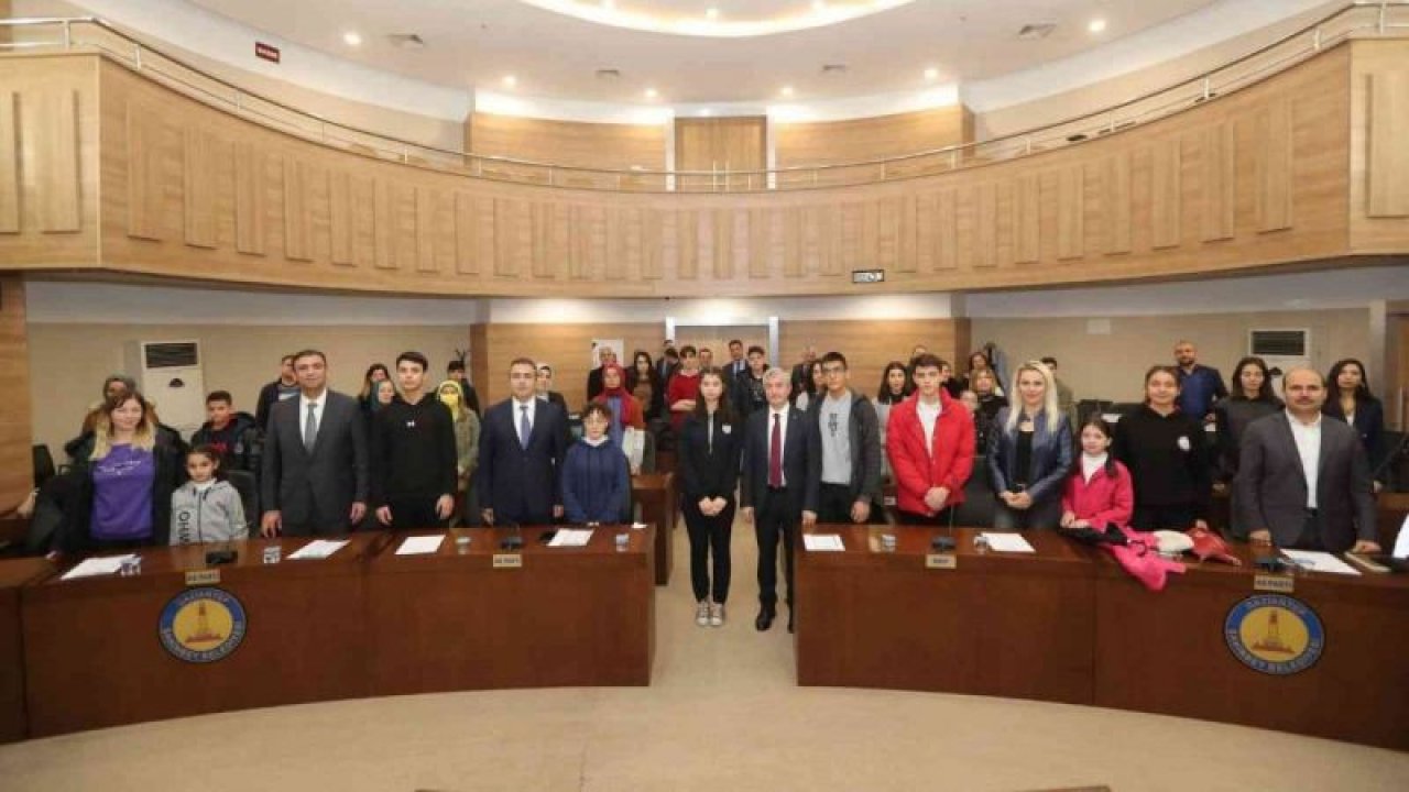 Öğrenci meclisi Şahinbey’de toplandı