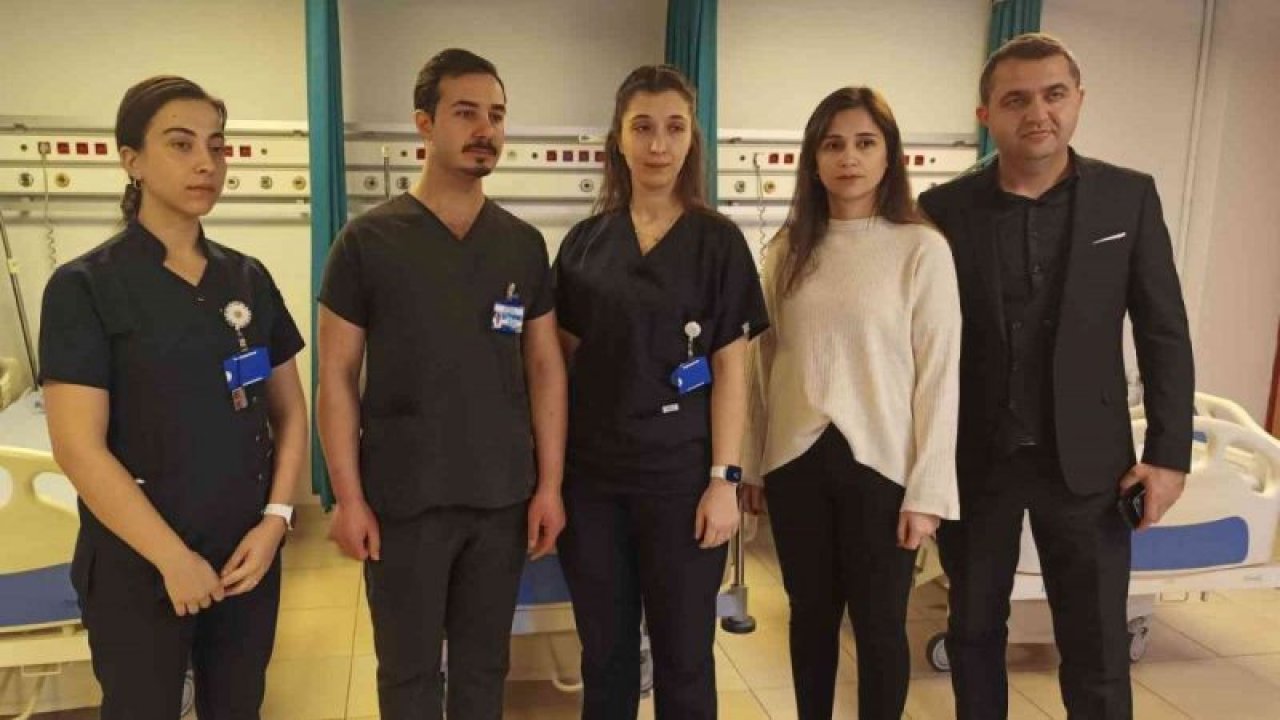 Gaziantep'te saldırıya uğrayan sağlıkçılar, saldırısına uğradıkları şahsın hayatını kurtarma anlarını anlattı