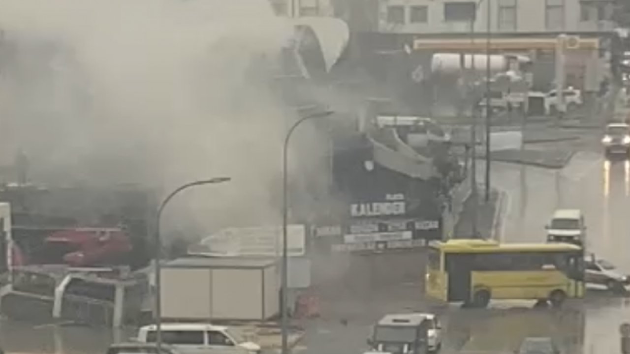 Gaziantep'te Kalender Plaza'da Korkutan Yangın... Video Haber