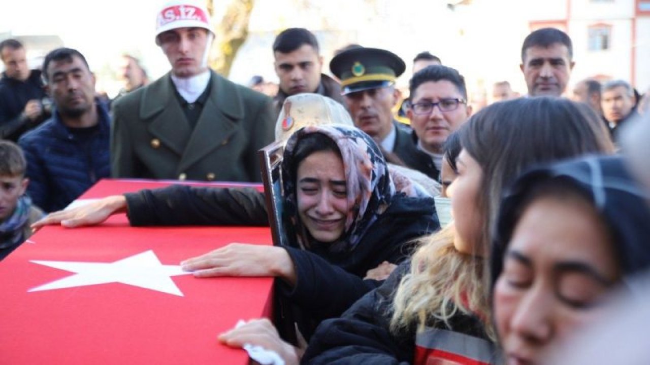 Gaziantepli Şehit Piyade Sözleşmeli Er Hüseyin Korkmaz gözyaşları arasında son yolcuğuna uğurlandı