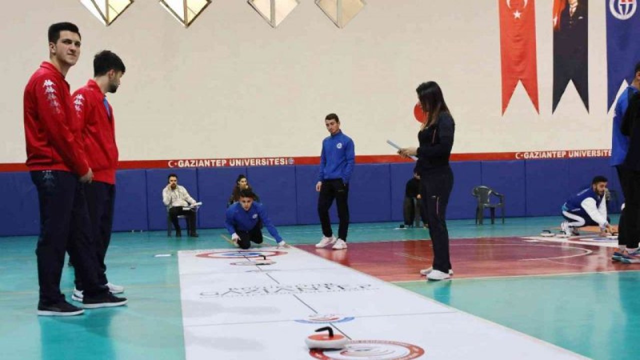 GAÜN takımlarından floor curling Türkiye şampiyonasına damga