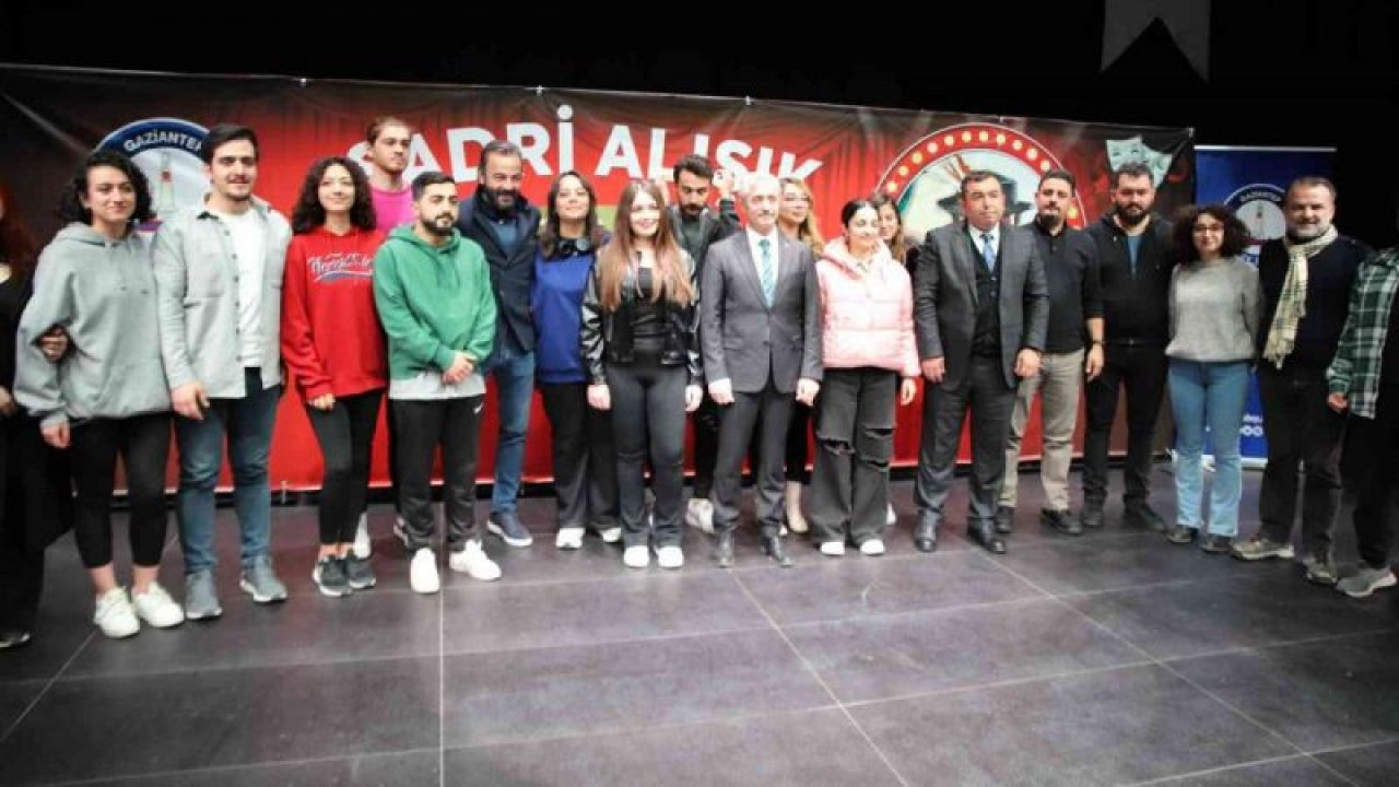 Gaziantep’te Sadri Alışık Tiyatro Okulu açıldı... Sadri Alışık Kimdir? VİDEO HABER