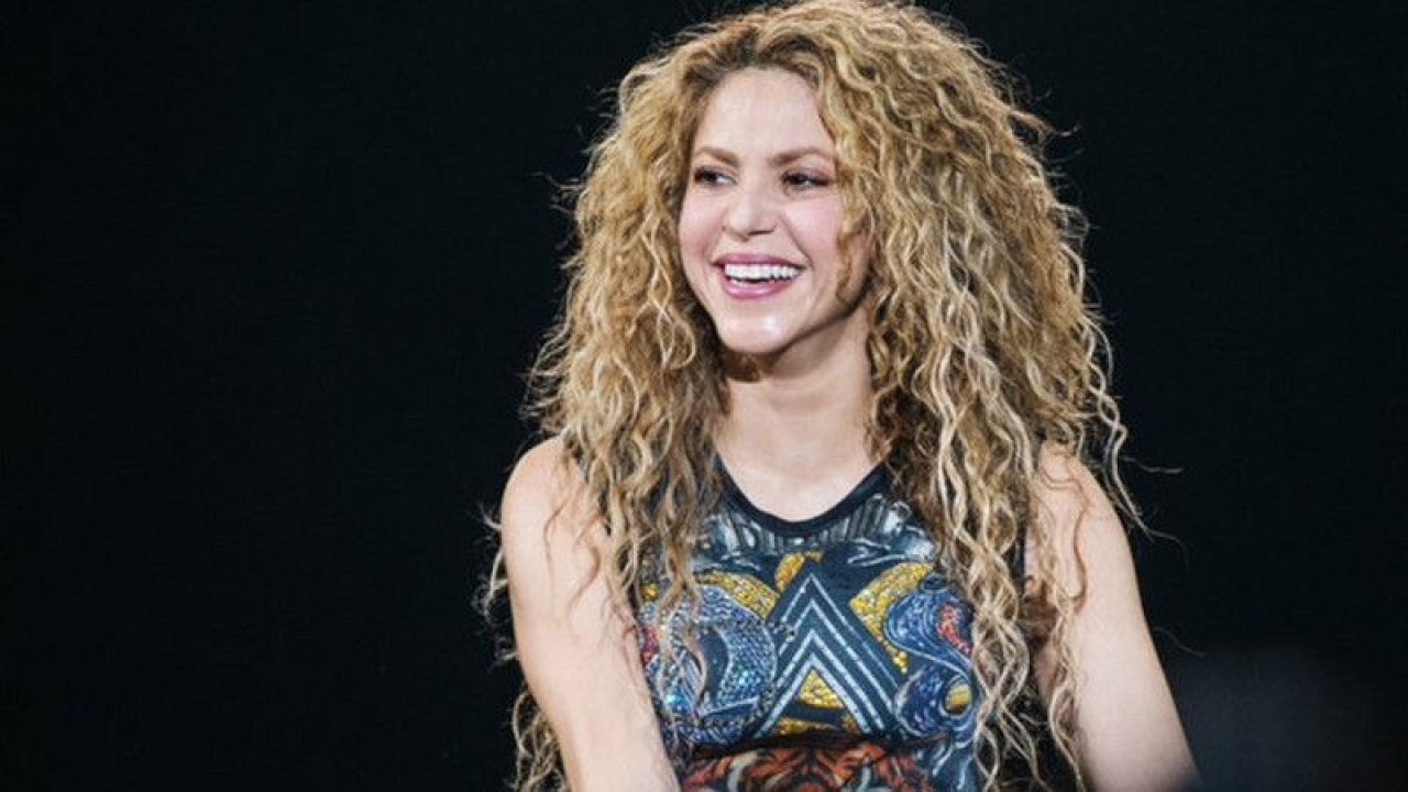 Yaşlanmak Bilmeyen Shakira'nın Güzellik Sırları Açıklandı! Meğerse Genç Kalmak İçin Her Gün...