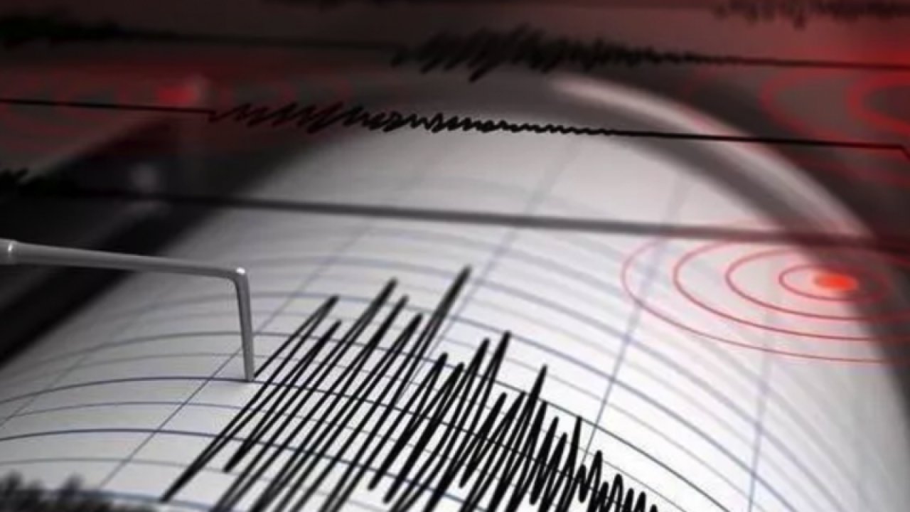 Deprem! Van Ve Hakkari Sallandı! Türkiye-İran sınırında 5.7 büyüklüğünde deprem... Video Haber