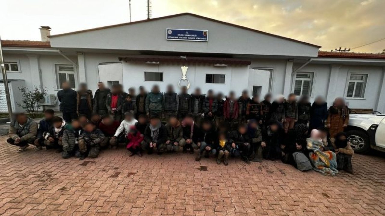 Gaziantep’te jandarma ekiplerinin düzenlediği operasyonda 59 düzensiz göçmen yakalandı.7 organizatörden 5’i tutuklandı
