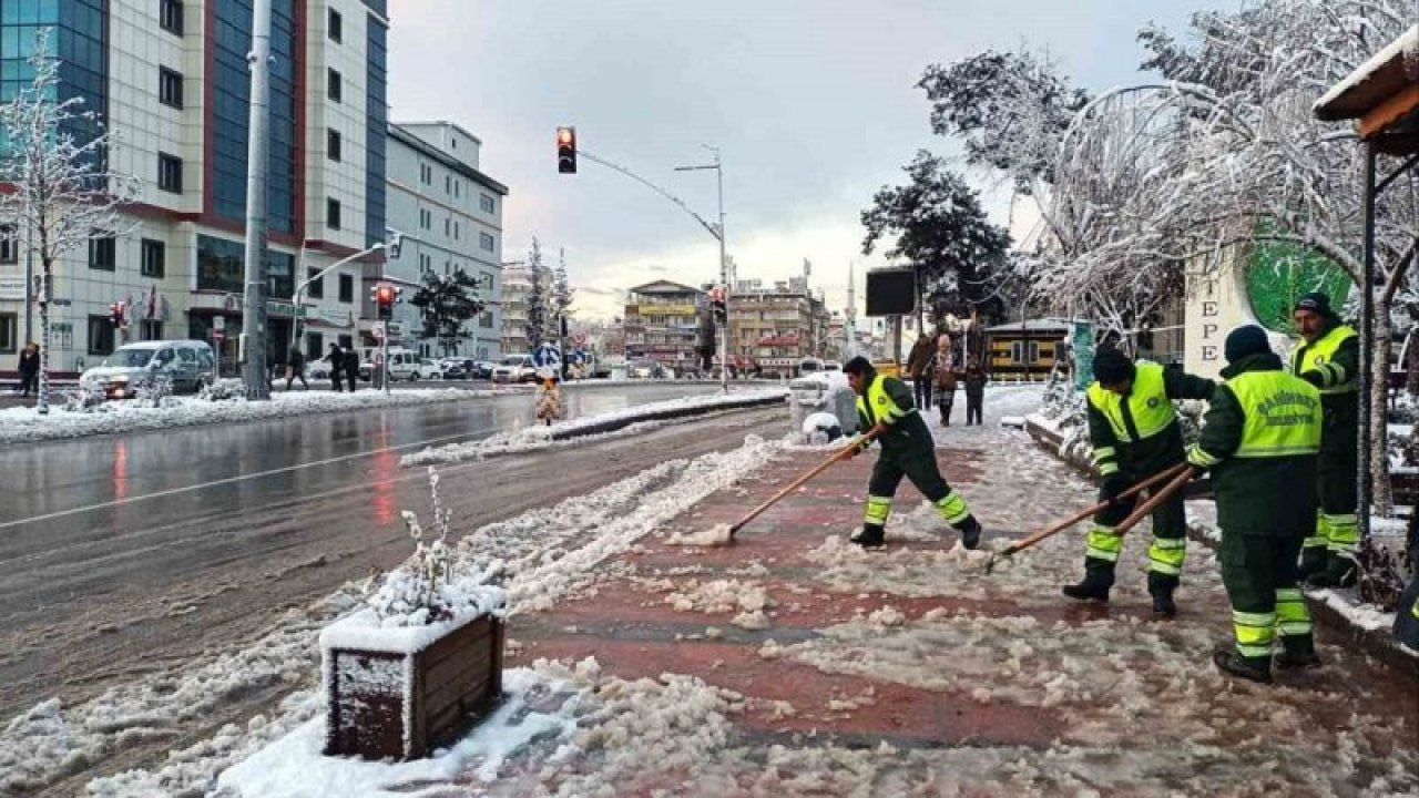 Şahinbey karla mücadele ekipleri 24 saat görev başında