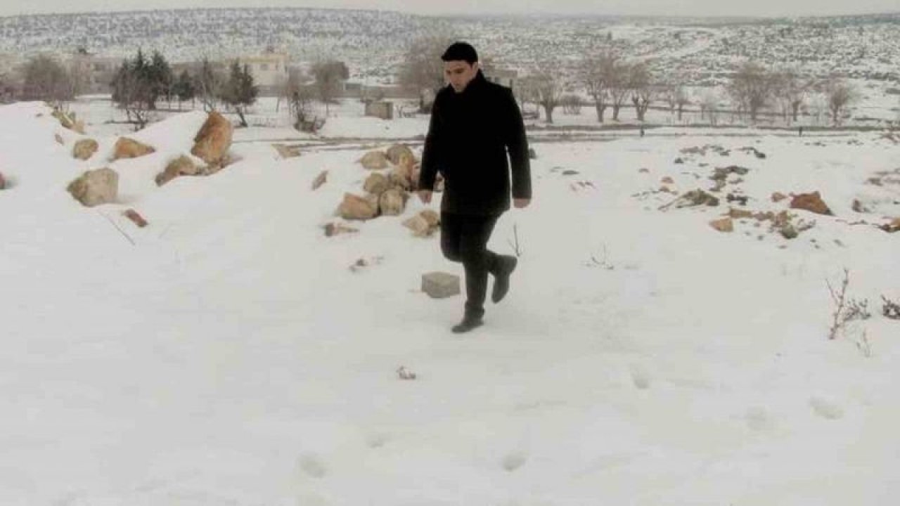 Güneydoğu’nun tahıl ambarı Gaziantep'te kar sevinci...  Kuraklık korkusu yaşayan çiftçilerin yüzünü güldürdü.