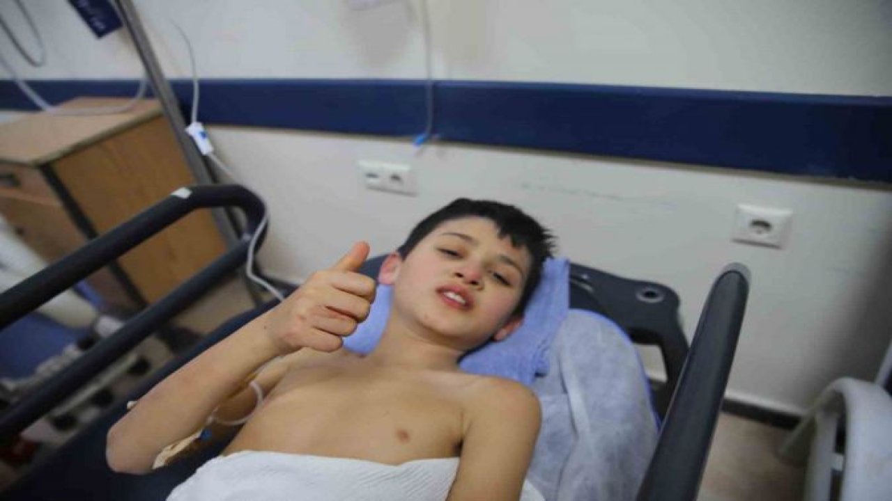 Gaziantepte Enkazdan 156 saat sonra kurtulan 9 yaşındaki Semih’in ’Muslera’ hayali gerçek oldu